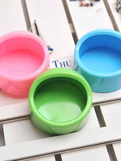 Small Pet  Plastic Bowl Nonslip Hamster Feeding Bowls Water Bowl Food Bowl Food Container Dishware