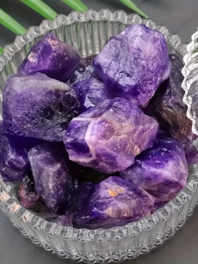 Natural Amethyst Rough Gemstone for Home Decor, Aromatherapy, and Aquariums