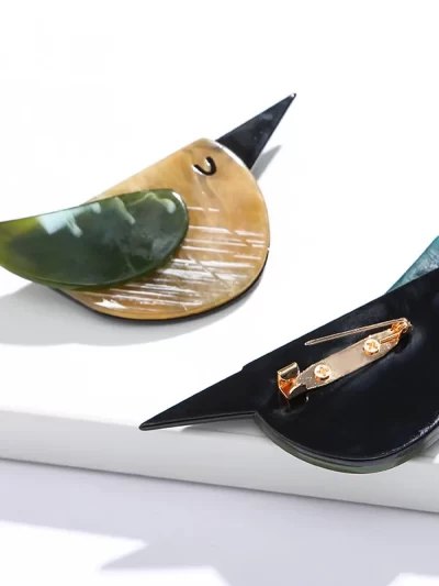 fashion bird acrylic brooch women's animal corsage accessories pins