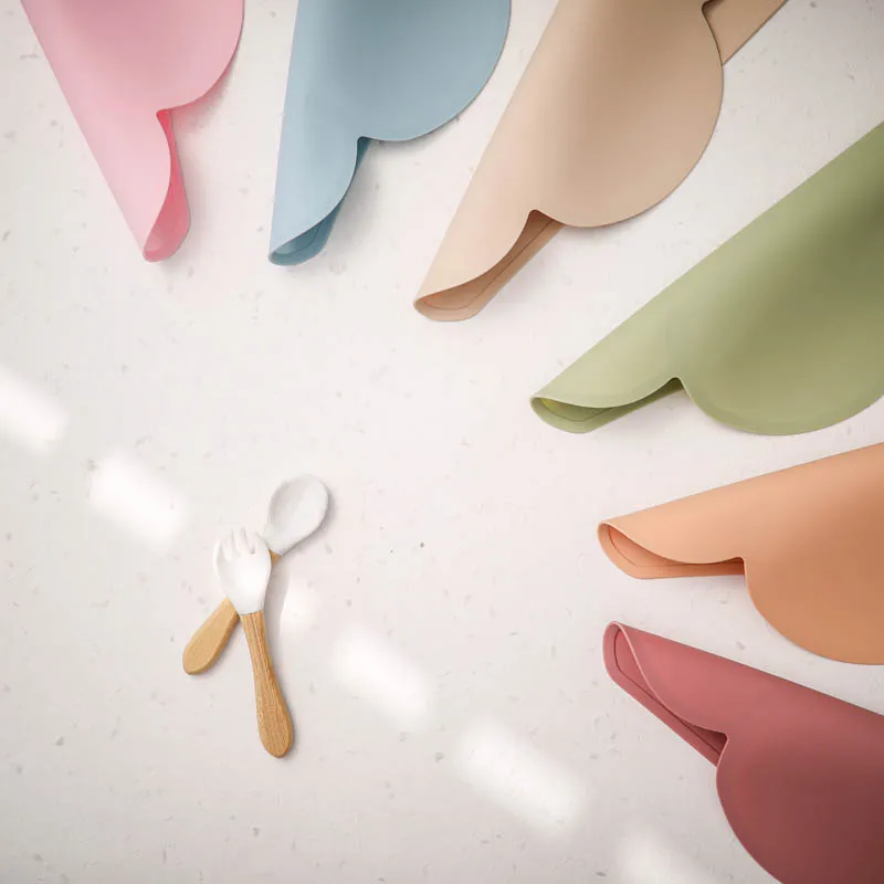 Silicone Pet Feeding Dog Cat Bowl Food Mat Non-Stick Waterproof Pet Food Feeding Pad Puppy Feeder Tray Water Cushion Placemat - Image 16