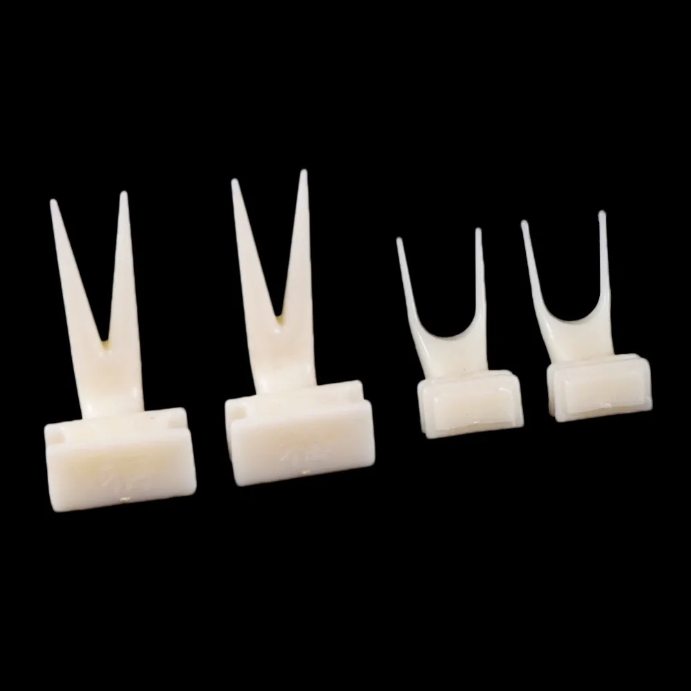 2 Pcs Bird Parrots Fruit Fork Bird Feeder Pet Bird Supplies Plastic Food Holder Feeding On Cage Convenient For Hamster Feeder - Image 18