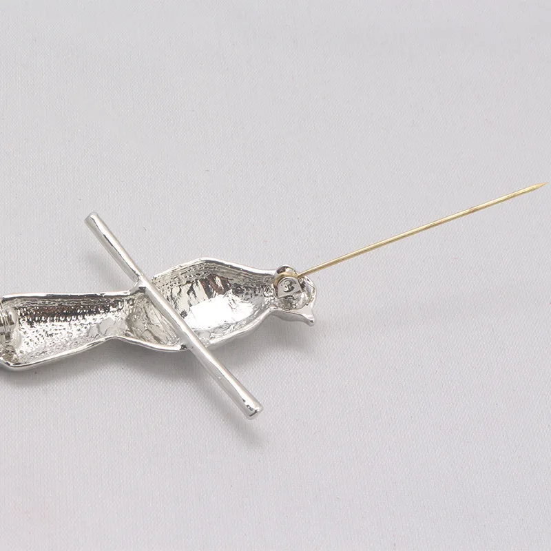 Vintage Bird Brooches Petyr Baelish Pin Badge New Movie Animal Jewelry Men Women Wholesale - Image 5