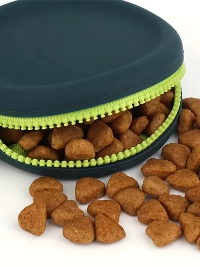 1Pcs Pet Supplies Silicone Dog Food Bag Outdoor Training Dog Training Dog Treat Training Pouch Waterproof Dog Snack Training Bag