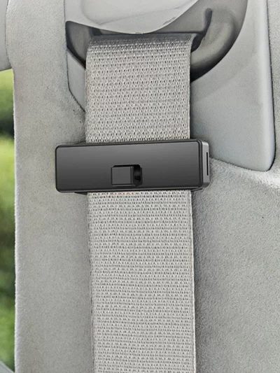 2Pcs Adjustable Car Safety Seat Belts Holder Stopper Buckle Clamp Car Seat Belt Fixing Clips Car Seat Belt Ornaments Accessories