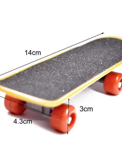 Bird Playtime Accessory Flexible Wheel Parrot Scooter Mini Skateboard Toy for Budgies Parakeets Fun Bird Training Accessories