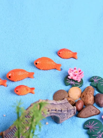 Gifts Aquarium Ornament DIY Accessories Lotus Flower,Leaf Goldfish Figurine Pond Scene Miniature Resin Crafts Fish Tank Decor