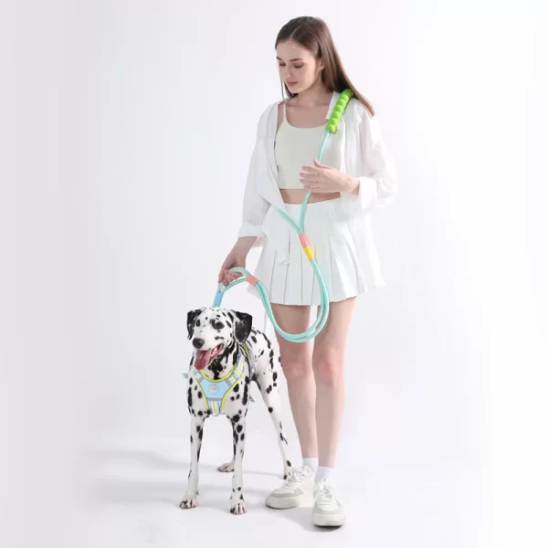 Versatile Pet Traction Leashes with a Comfortable Foam Handle - Image 13