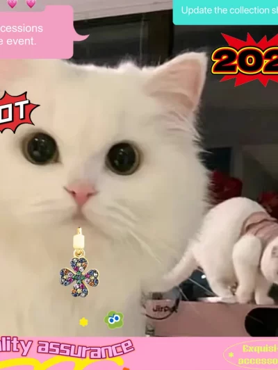 2025 Hot Selling Spanish Bear Diamond Set Colorful Clover Pendant Romantic Cat Accessories Birthday Gift