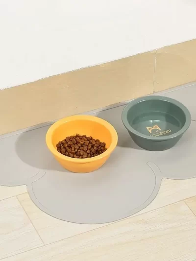 Pet Feeding Mat for Cats and Dogs with Nonspill Nonslip Waterproof Leakage Food Easy to Clean Silicone Placemats