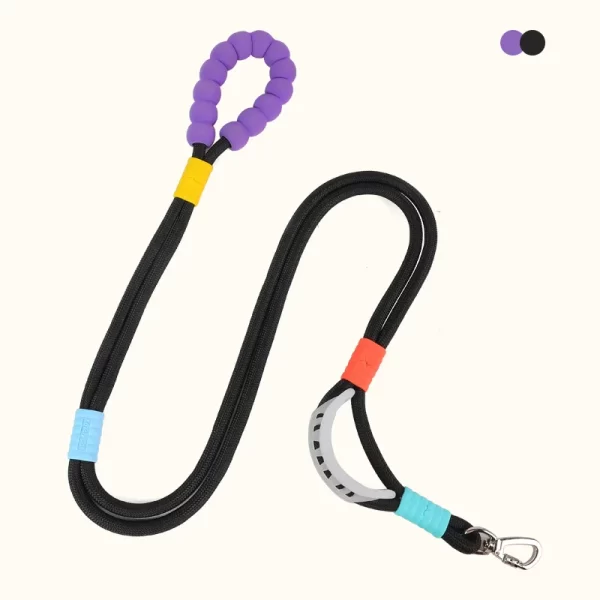 Versatile Pet Traction Leashes with a Comfortable Foam Handle - Image 9