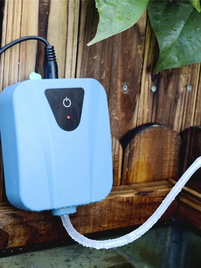 HONGYI 1 piece outdoor aquariums solar powered or DC charging oxygenator air pump O2 compressor with solar panel for fish tank