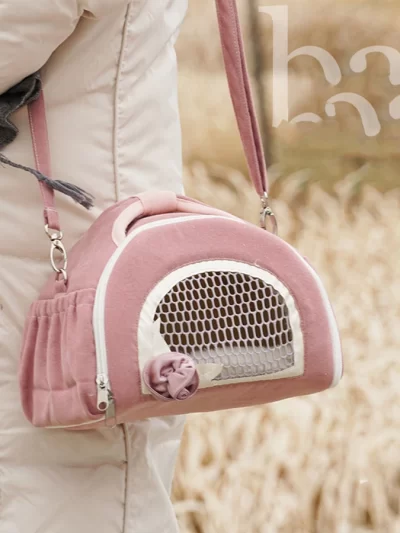Breathable Pet Bag Small Pet Carrier Bag Breathable Comfortable Pet Travel Tote Bag Sling for Hamster Guinea Pig Rabbit Hedgehog