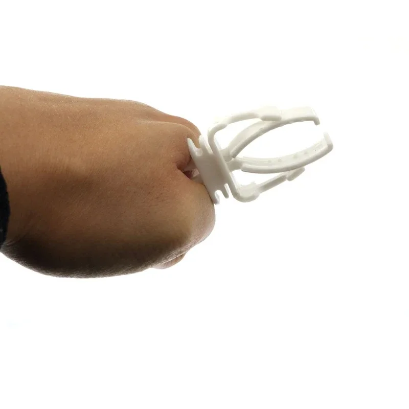 3/6pcs Birds Food Holder Pet Parrot Feeding Fruit Vegtable Clip Cuttlefish Bone Feeder Device Pin Clamp Bird Cage Accessories - Image 18