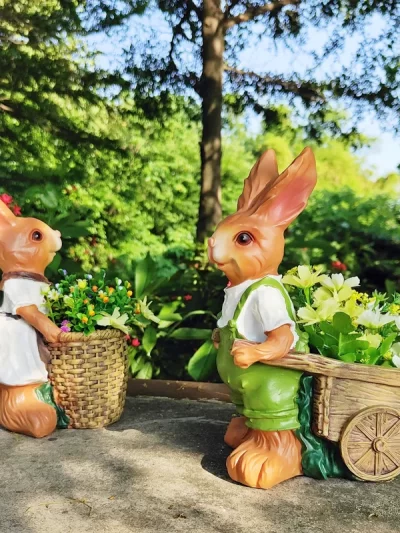 Cartoon Animal Rabbit Resin Garden Sculpture Outdoor Balcony Decor for Yard Landscape Design Garden Decor Creative Animal Statue