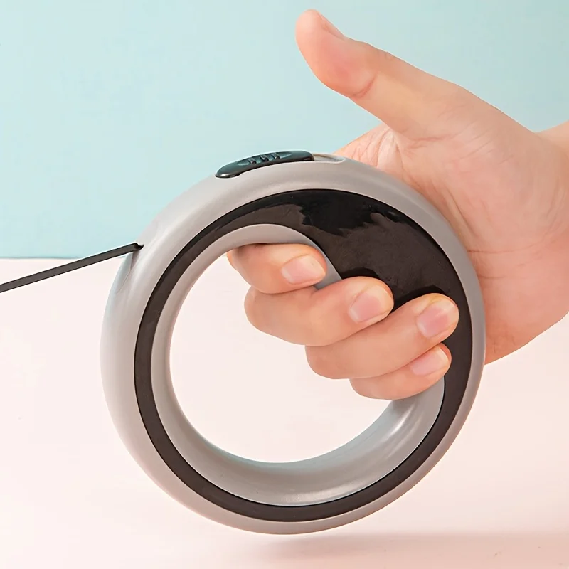 250cm/98.43in Nylon Automatic Retractable Dog Leash Outdoor Training Pet Leash for Small Medium Dogs Durable Puppy Lead - Image 4