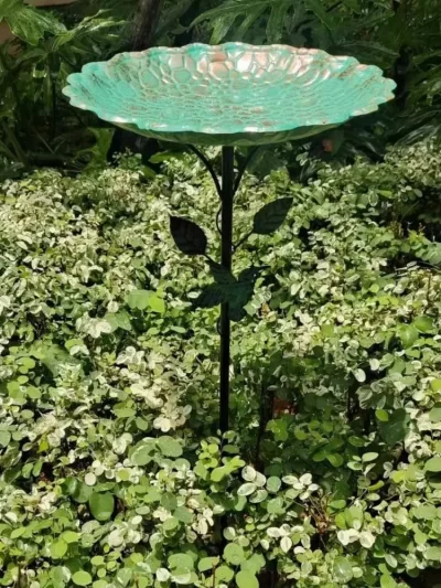 Iron Bird Feeder Ground Plugin Durable Retro Bird Bath Multi Functional Bird Water Bowl Bird Food Dispenser