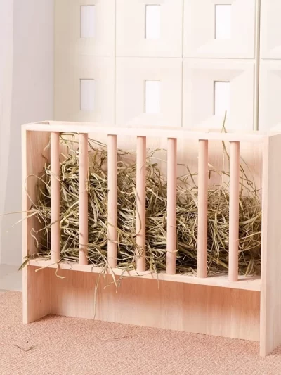 Portable Solid Wood Rabbit Hay Feeder Feeding Manger Cage Hay Dispenser Bunny Hay Raise Design A Grass Rack for Feeding Rabbits