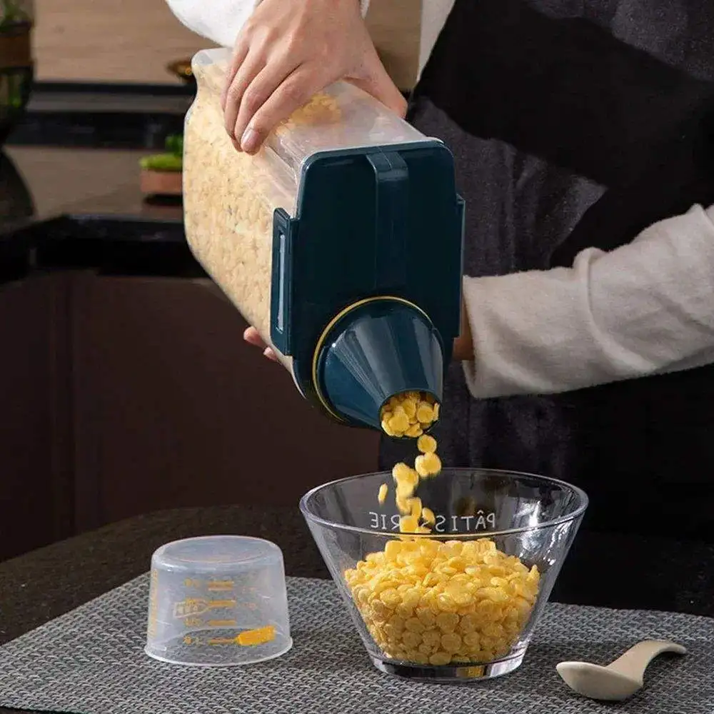 1.5kg/2kg Dog Cat Food Pail Plastic Storage Tank with Measuring Cup Container Moisture-proof Sealed Jar Pet Supplies Accessories - Image 4