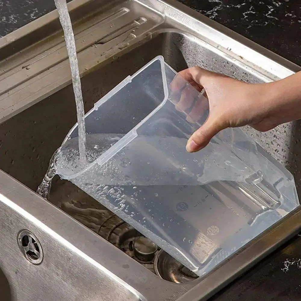 1.5kg/2kg Dog Cat Food Pail Plastic Storage Tank with Measuring Cup Container Moisture-proof Sealed Jar Pet Supplies Accessories - Image 5