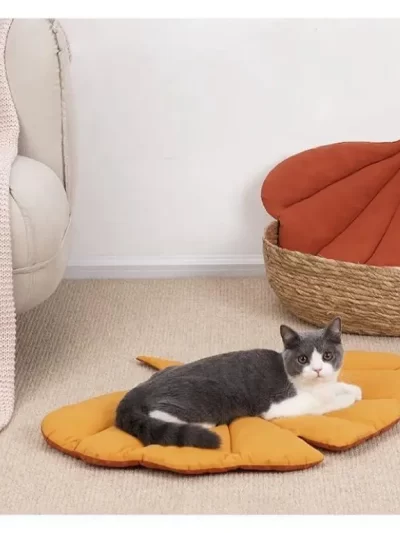 Cat Bed Mats Soft Cotton Leaf Shaped Kitten Cat Puppy Dog Bed Mat Sleep Blanket Home Pets Double Sided Pad Floor Rugs Washable